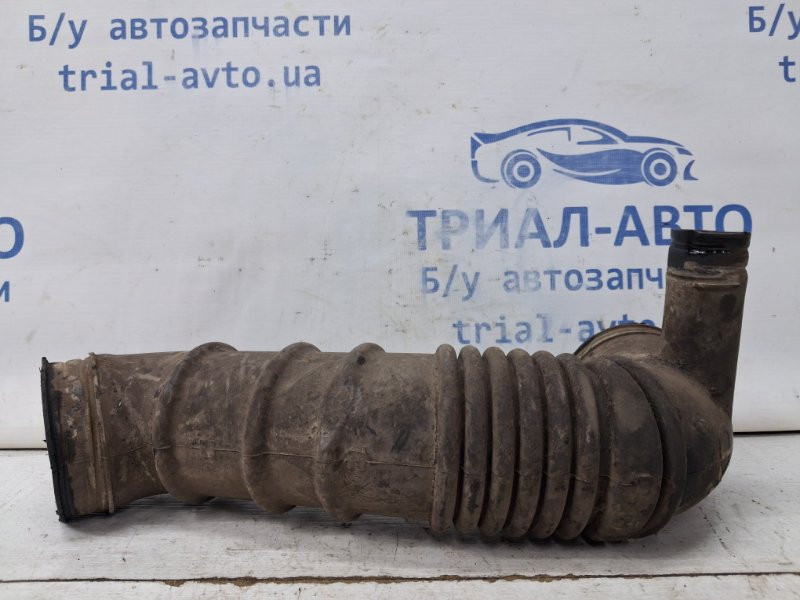 Патрубок воздушного фильтра Toyota Prado J120 3.0 DIESEL 1KDFTV 2002 (б/у) Киев - изображение 3