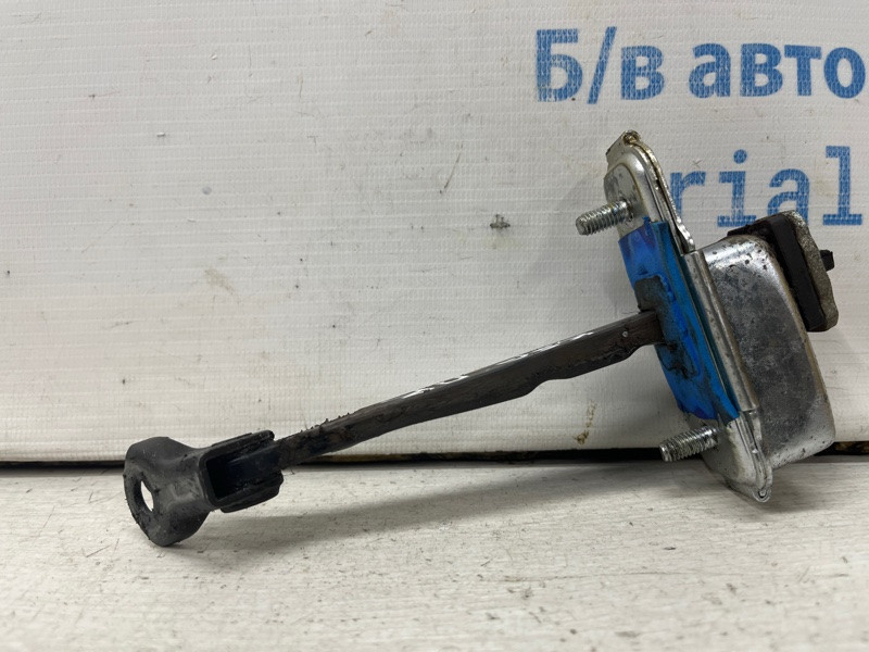 Ограничитель двери передний правый Kia Sportage SL 1.7 DIESEL D4FD 2010 (б/у) Киев - изображение 3