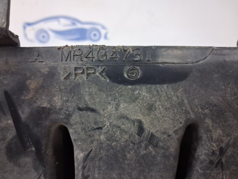 Воздухозаборник Mitsubishi Pajero Wagon 3 3.2 ДИЗЕЛЬ 4M41 1999 (б/у) Київ - зображення 4