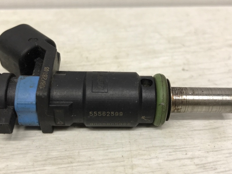 Форсунка топливная Chevrolet Cruze J300 1.6 F16D4 2009 (б/у) Київ - зображення 3