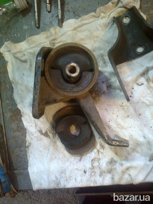 Подушка (опора) двигуна мв426900 а Міцубісі оригінал Винница - изображение 3