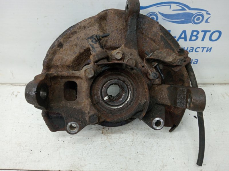 Кулак поворотный правый со ступицей Mitsubishi L200 KB 2.5 DIESEL 4D56 2006 (б/у) Киев - изображение 3