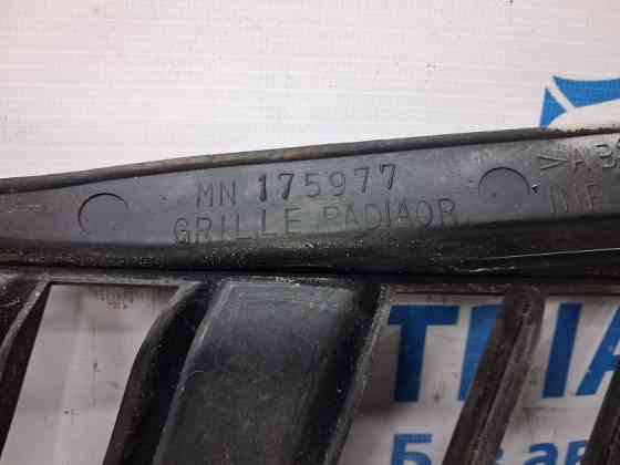 Решетка переднего бампера левая Mitsubishi Outlander CU 2.4 БЕНЗИН 4G69 2003 (б/у) Киев