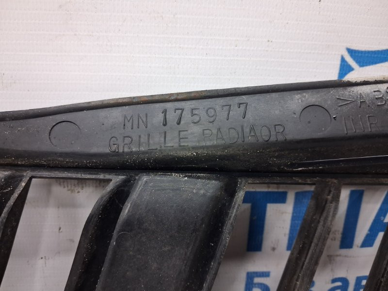 Решетка переднего бампера левая Mitsubishi Outlander CU 2.4 БЕНЗИН 4G69 2003 (б/у) Киев - изображение 5