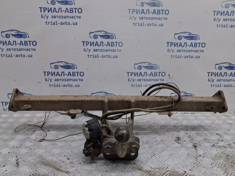 Фаркоп Mitsubishi Pajero Wagon 3 3.2 ДИЗЕЛЬ 4M41 1999 (б/у) Киев - изображение 1