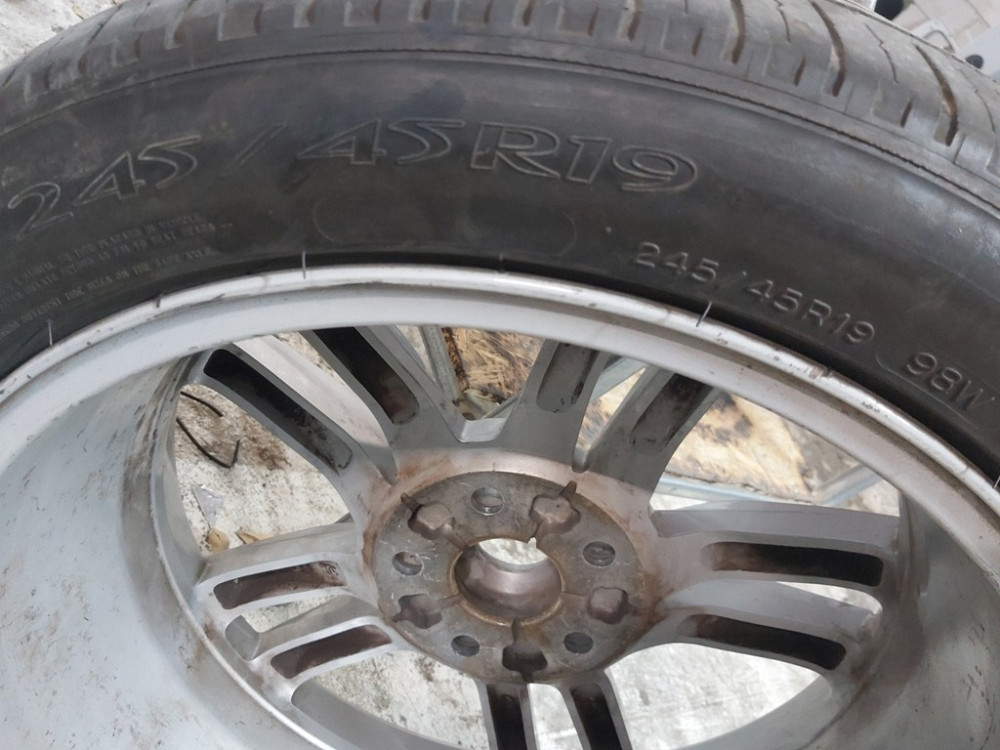 Шина 245/45R19 MICHELIN PRIMACY MXM4 (2.95 мм) с повреждением Tesla model S 1065205-00-A Киев - изображение 4