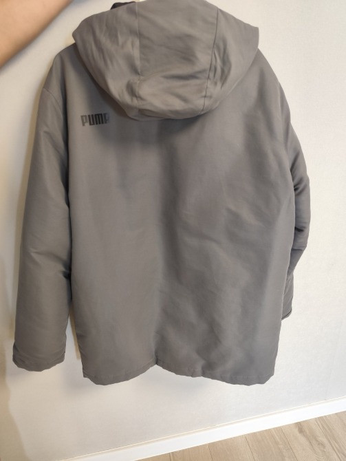 Продам куртку PUMA Essentials Protect Jacket в ідеальному стані. Немирів - зображення 1