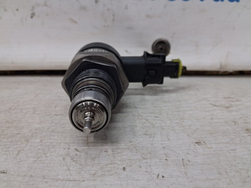 Датчик давления топлива в рейке Hyundai Santa fe DM 2.2 DIESEL D4HB 2012 (б/у) Киев - изображение 2