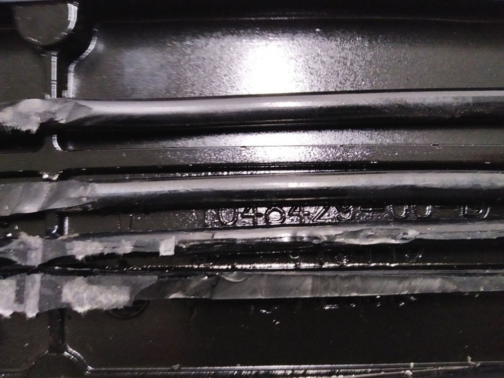 Спойлер пассивный с подсветкой в сборе с повреждением Tesla model X 1048429-01-C Київ - зображення 5