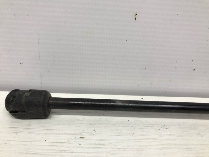 Амортизатор крышки багажника Mitsubishi Outlander CU 2.4 БЕНЗИН 4G69 2003 (б/у) Київ - зображення 2