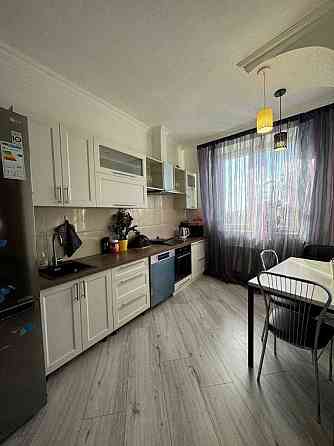 продажа 2-к квартира Белоцерковский, Белая Церковь, 107000 $ Біла Церква