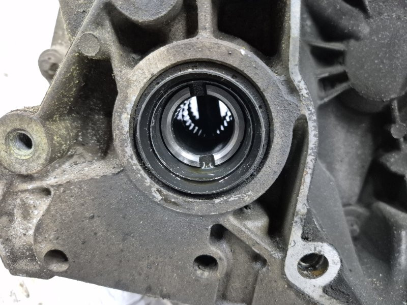 Коробка передач МКПП Nissan Tiida C11 1.6 БЕНЗИН HR16 2004 (б/у) Київ - зображення 8