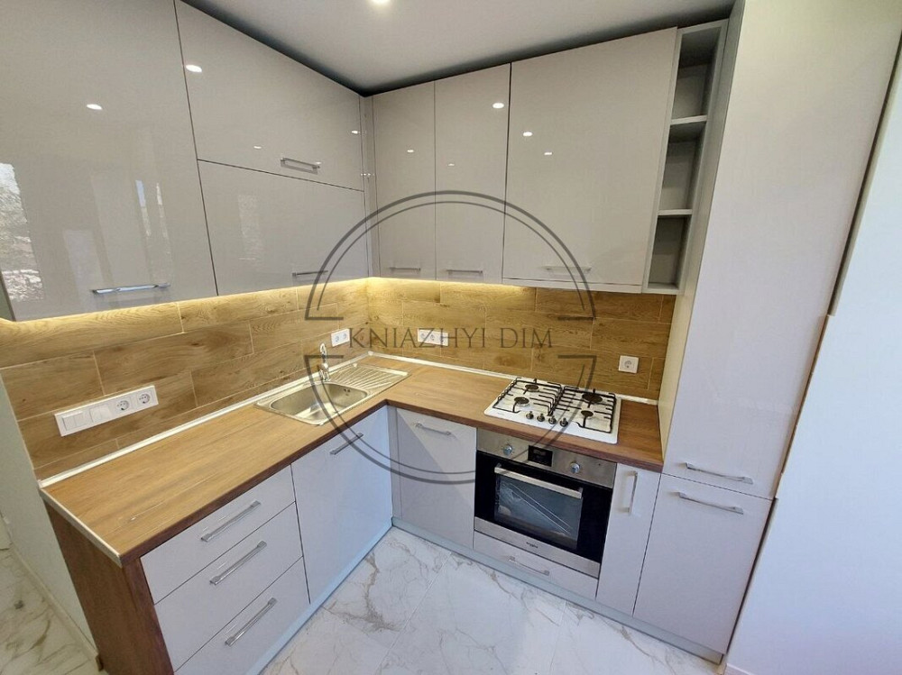 Без комісії! Продаж 1-но к. квартири в центрі Києва м. Арсенальна. № 21145758 Киев - изображение 1