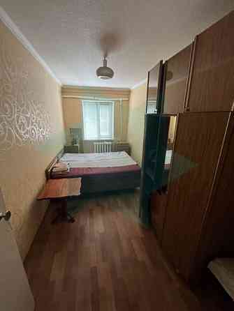 Продам. 3-к.кв., 5/5, 12-й квартал, просп. Богдана Хмельницького Дніпро