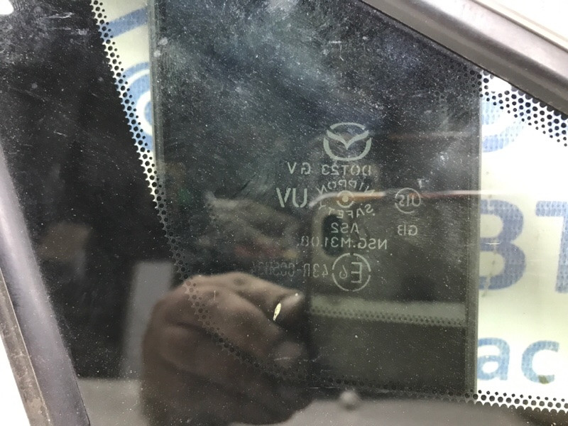 Стекло двери угловое правое Mazda CX 7 ER 2.3 БЕНЗИН 	L3VDT 2006 (б/у) Киев - изображение 3
