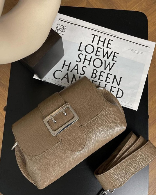 Італійська сумка багет в шкірі широкий ремінь колір тауп , темний беж TS000104 Киев - изображение 1