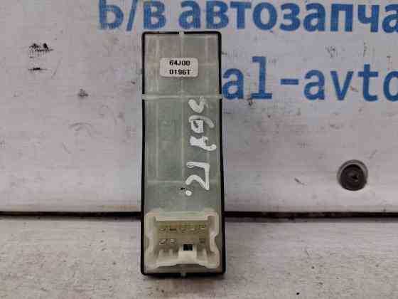 Кнопка стеклоподъемника Suzuki Grand Vitara JT 2.7 БЕНЗИН H27A 2005 перед. (б/у) Київ