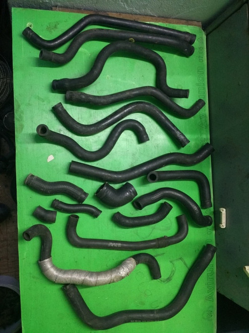 Патрубок системи охолодження 90224746 Опель Opel оригінал Винница - изображение 2