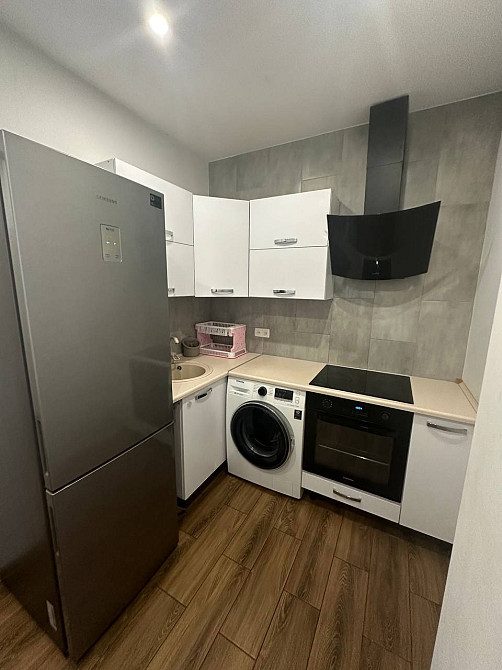 Продам 1-кімнатну квартиру на вул. Малиновського (Вадатурського) Черемушки Одесса - изображение 1