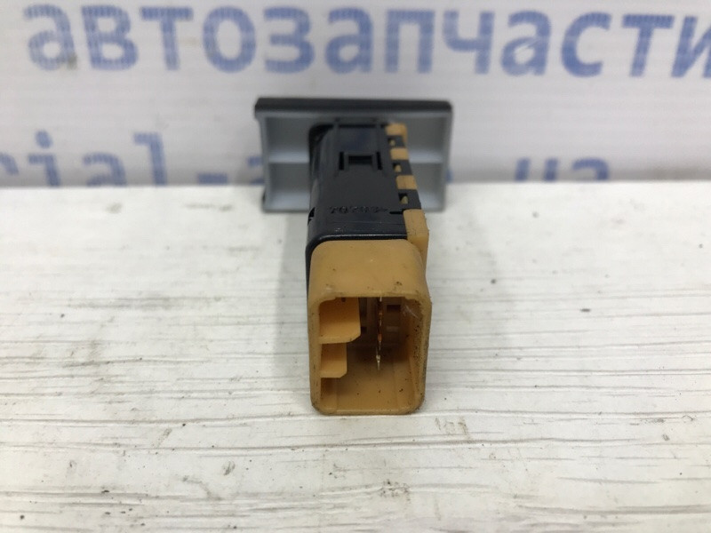 Кнопка подогрева Hyundai Santa fe 2005-2012 93710-2B001 (Арт. 53147) Киев - изображение 3