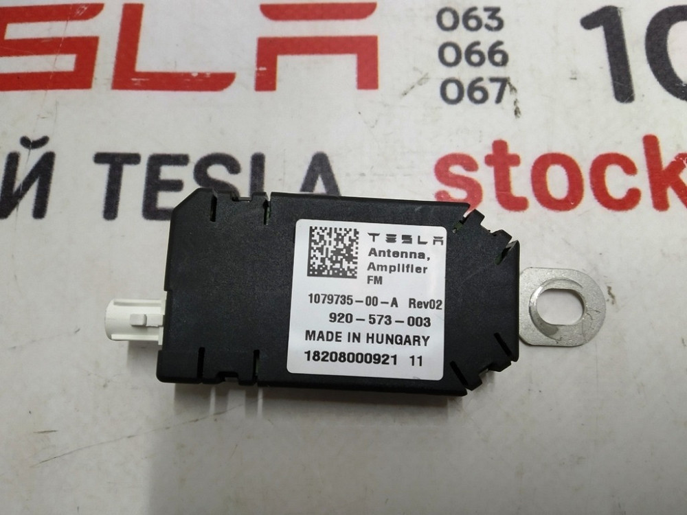 Антенна усилитель FM Tesla model 3 1079735-00-A Київ - зображення 1