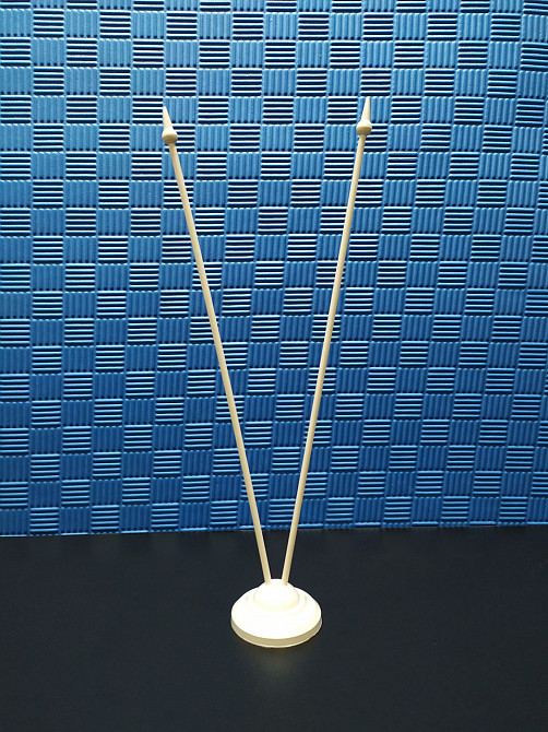 Подставка для флажков пластиковая настольная двухрожковая Київ - зображення 3