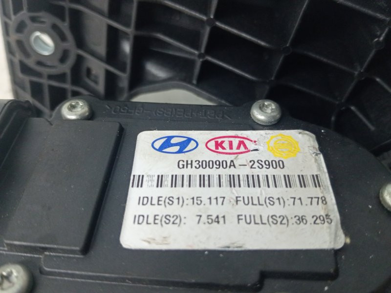 Педаль газа Kia Sportage SL 1.7 DIESEL D4FD 2010 (б/у) Киев - изображение 4
