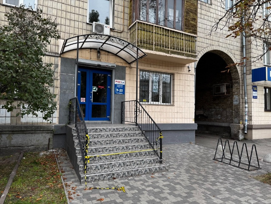 Без% Продаж приміщення 31кв. Н/Ф 1 поверх пр.Соборності 16 Київ - зображення 1