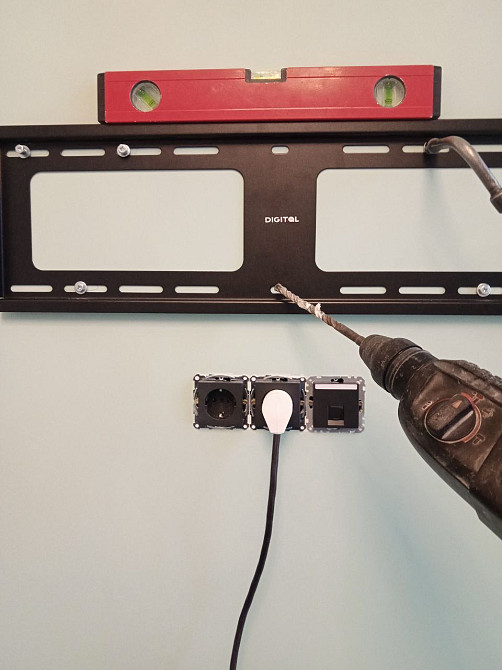 монтаж телевизоров на стену в Одессе, любой район, без посредников,Крепление телевизора на настенный Одесса - изображение 2