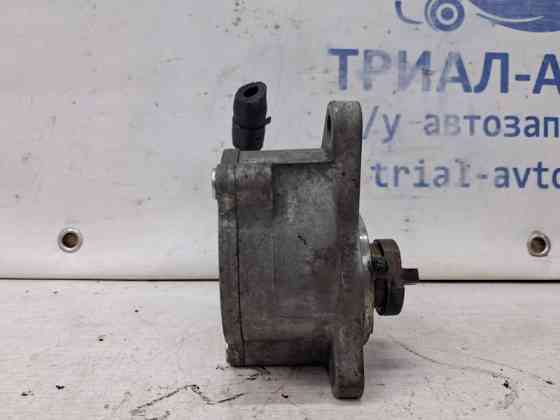 Насос вакуумный Mazda 3 2013-2019 SH0118G00A (Арт. 63810) Киев