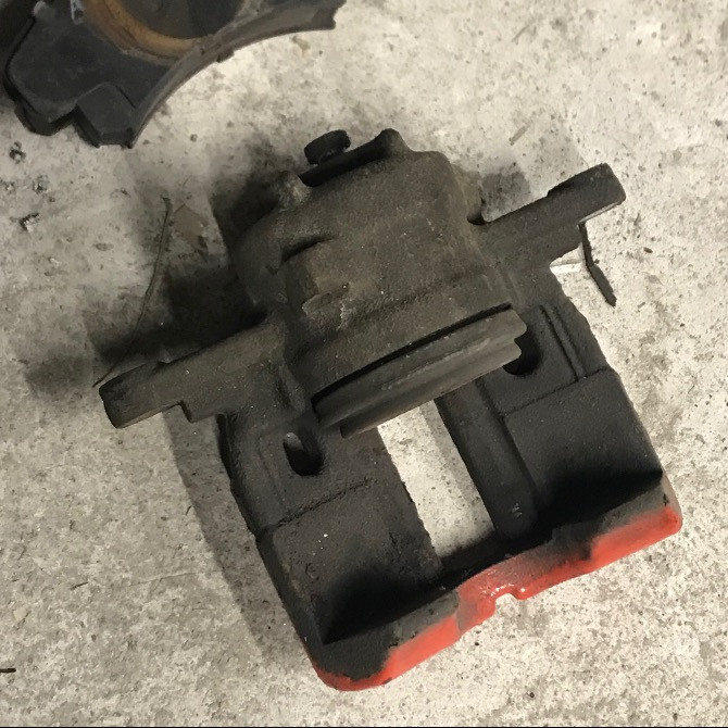 Б/у суппорт передний Mitsubishi Colt, Smart ForFour, A4544200601, 4605A066 правый Кропивницький - зображення 2