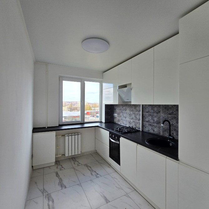 З великою гардеробною! 2-кімнатна ремонт+меблі Ювілейна/єВідновлення Кривий Ріг - зображення 1