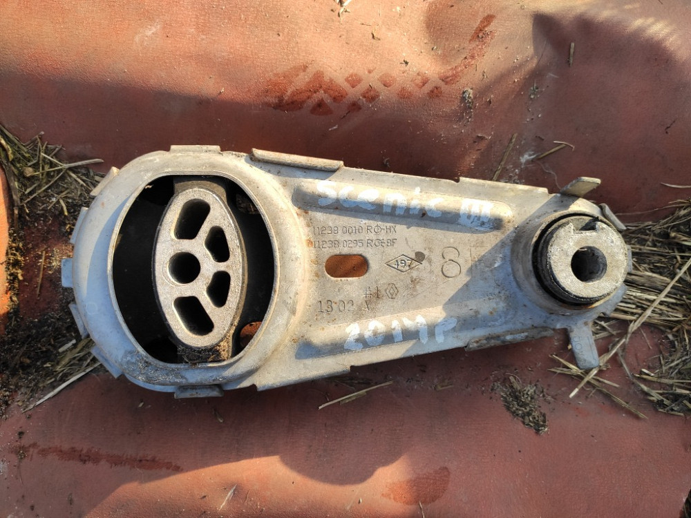 Подушка (опора) двигателя нижняя Renault Megane III 1.5 dci 2008-2015 (112380010R) Ковель - зображення 1