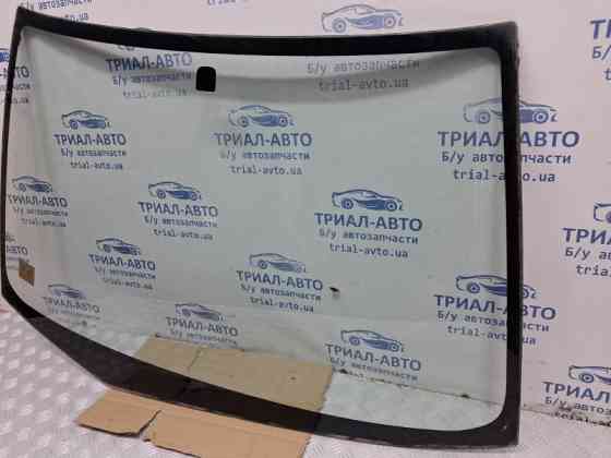 Стекло лобовое Mitsubishi Lancer 9 1.6 БЕНЗИН 4G18 2003 (б/у) Киев