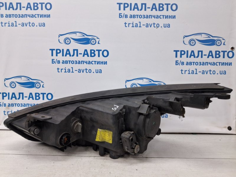 Фара правая Ксенон Hyundai IX35 LM 1.7 DIESEL D4FD 2009 (б/у) Киев - изображение 4