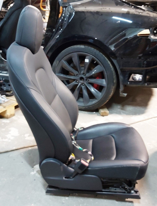 Сиденье водительское с подогревом PREM PUR BLK без подушки,датчика,преднатяжителя Tesla model 3 7654 Київ - зображення 3