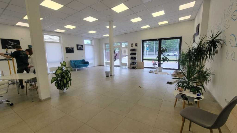 Оренда магазин / автосалон / шоурум 93м2, просп. Повітряних сил, 90 Київ - зображення 2