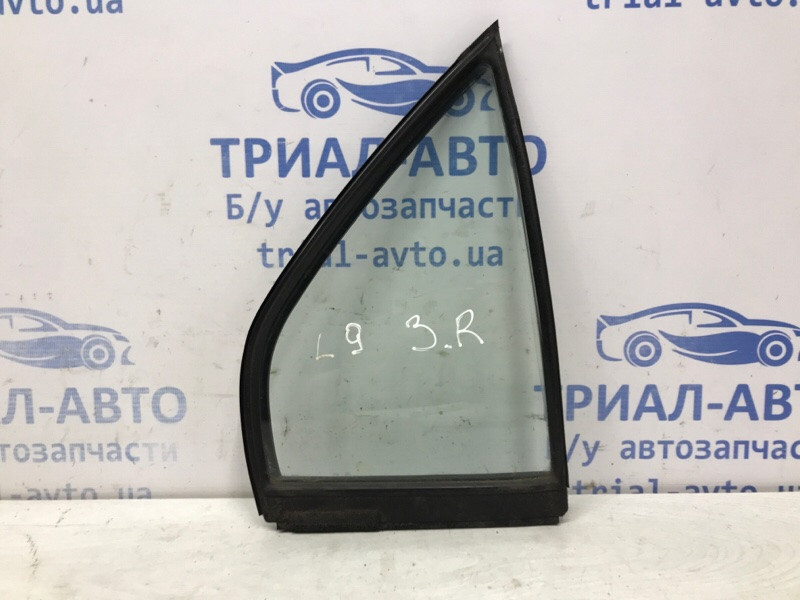 Стекло двери задней правой (форточка) Mitsubishi Lancer 2003-2009 MR525826 (Арт. 55564) Київ - зображення 1