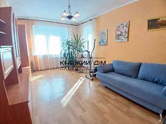 Є генератор! Оренда 3-кімнатної квартири м. Деміївська Киев