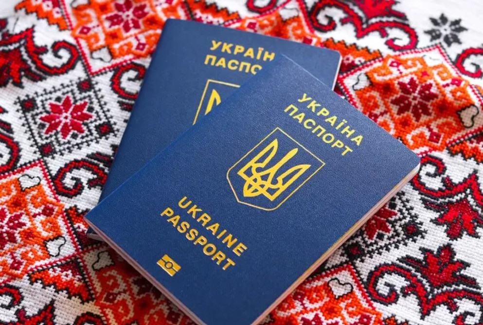 Паспорт Украины купить официально Київ - зображення 1