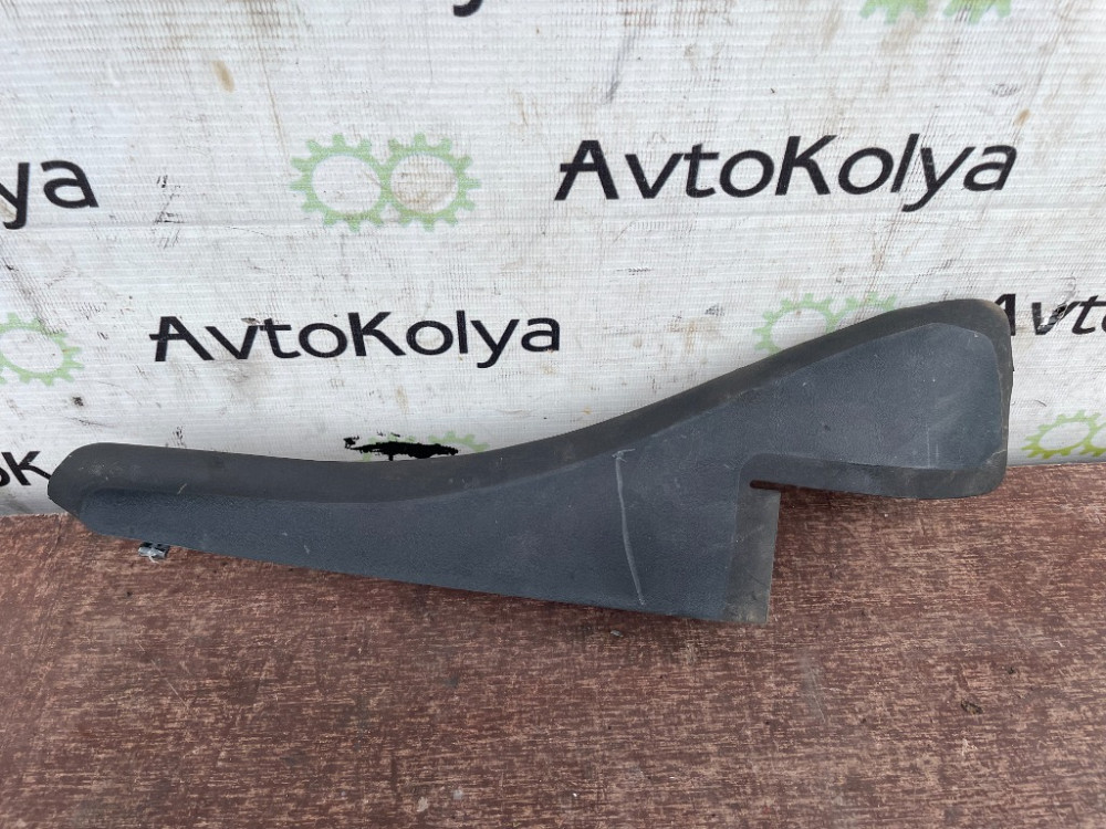 Накладка лобового стекла правая Renault Master III 2010-2019 Ковель - зображення 1