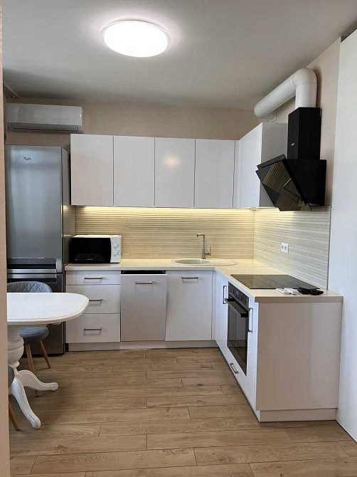 долгосрочная аренда 1-к квартира Киев, Подольский, 20000 грн./мес. Киев - изображение 1