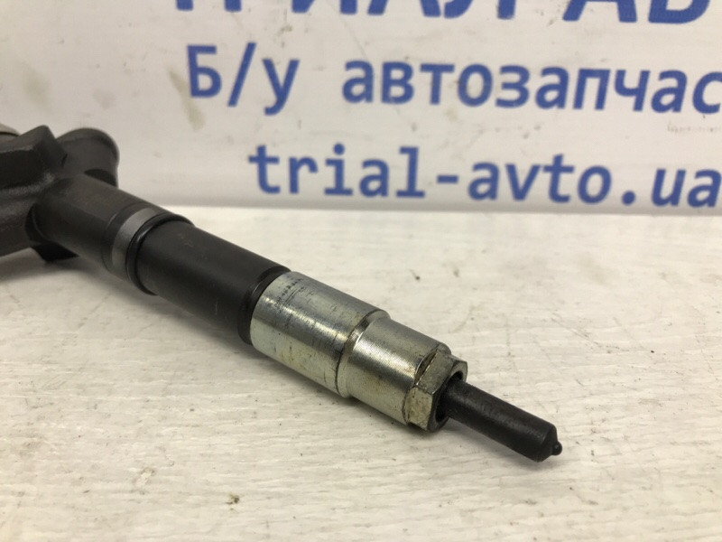 Форсунка топливная Nissan Pathfinder R51 2.5 DIESEL YD25DDTI 2004 (б/у) Київ - зображення 2