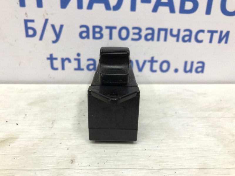Кнопка стеклоподъемника Mitsubishi Outlander CU 2.4 БЕНЗИН 4G69 2003 (б/у) Киев - изображение 2