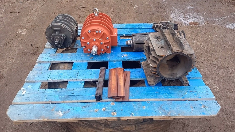 Ремонт, реставрація вакумний насос КО 503, 505, УВД10 та ін. Белая Церковь - изображение 1