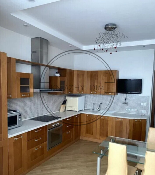 Метро Печерська !!! Оренда видової 3-х к.кв. по бул. Лесі Українки в Печерському р-ні. Код об'єкту № Киев - изображение 1