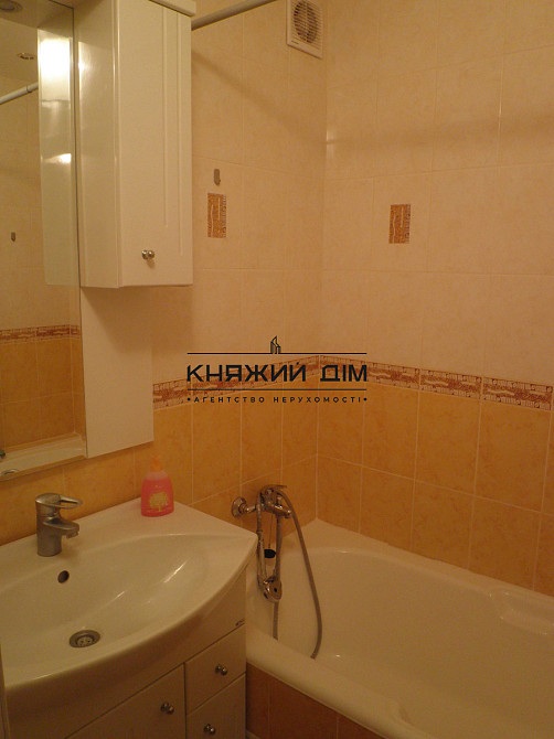 1-кімнатна квартира, вул. Олекси Тихого, метро Шулявська та КПІ Київ - зображення 2