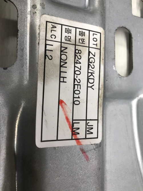 Стеклоподъемник передний левый Hyundai Tucson JM 2.0 DIESEL D4EA 2004 (б/у) Киев - изображение 4