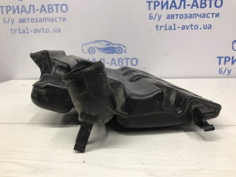 Резонатор воздухозаборника Mitsubishi Outlander CU 2.4 БЕНЗИН 4G69 2003 (б/у) Київ - зображення 3