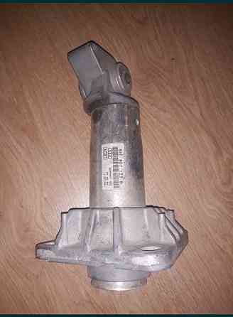 Кронштейн переднего бампера Audi A4 Днепр